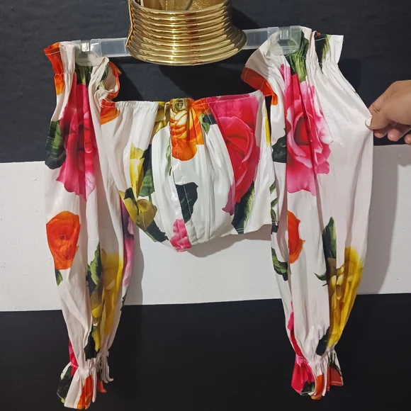 Women Floral Roses printed off shoulder puffer sleeves corset top - Picture 4 of 10